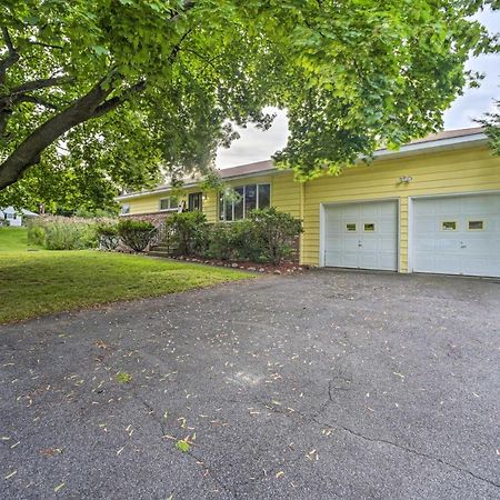 Albany Home With Fenced Yard And Patio - Pets Welcome! Εξωτερικό φωτογραφία